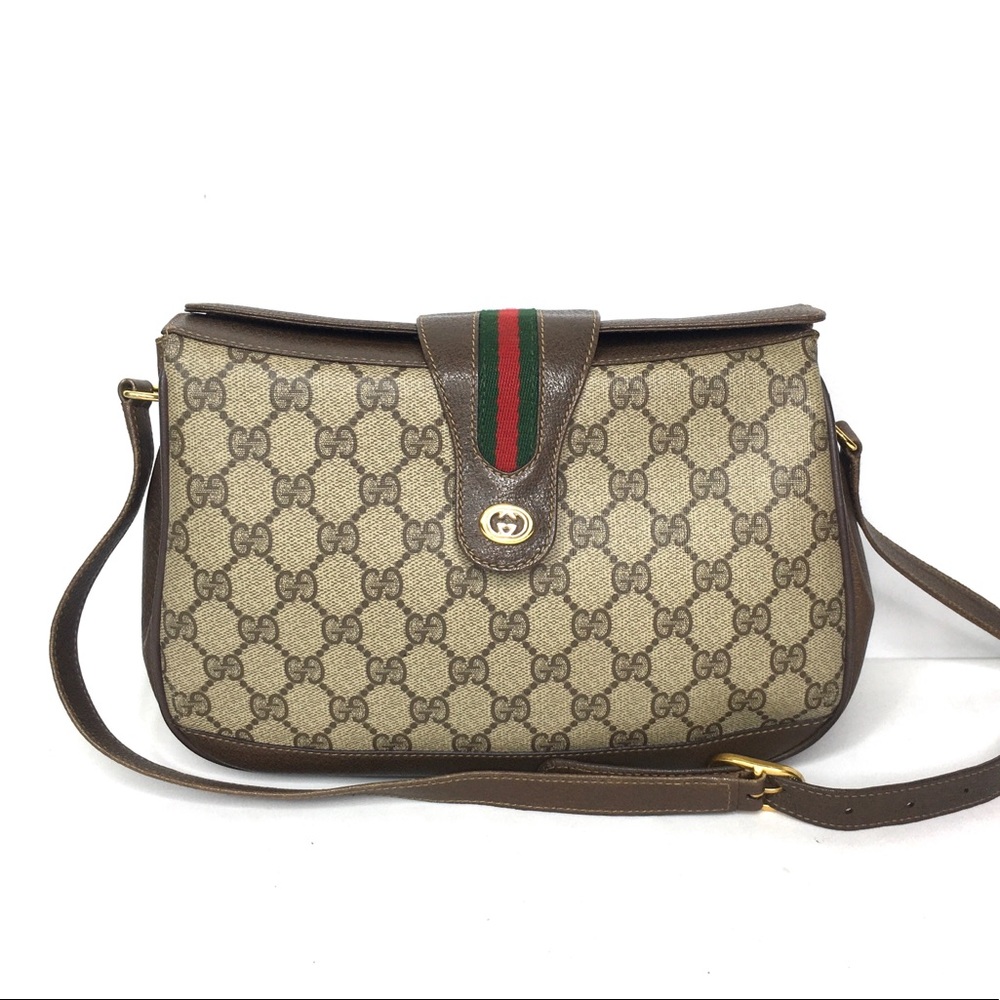 🌺🌸🌷💗Authentic Gucci brown monogram crossbody bag. Gorgeous!